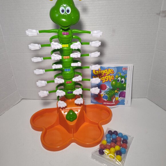 Giggle Wiggle Race-to-the-Top Game 100% Complete w/ Box and Instructions, Works - Picture 8 of 8
